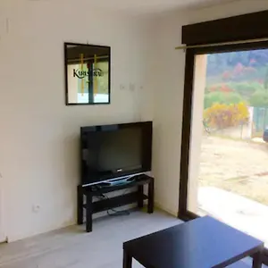 Appartement Studio Dans La Pinede L Isle Sur La Sorgue, Velleron